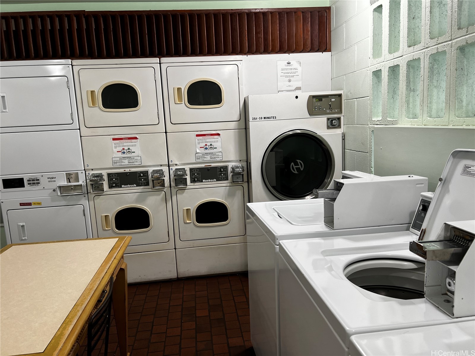 Punahou Royale Residential Lease