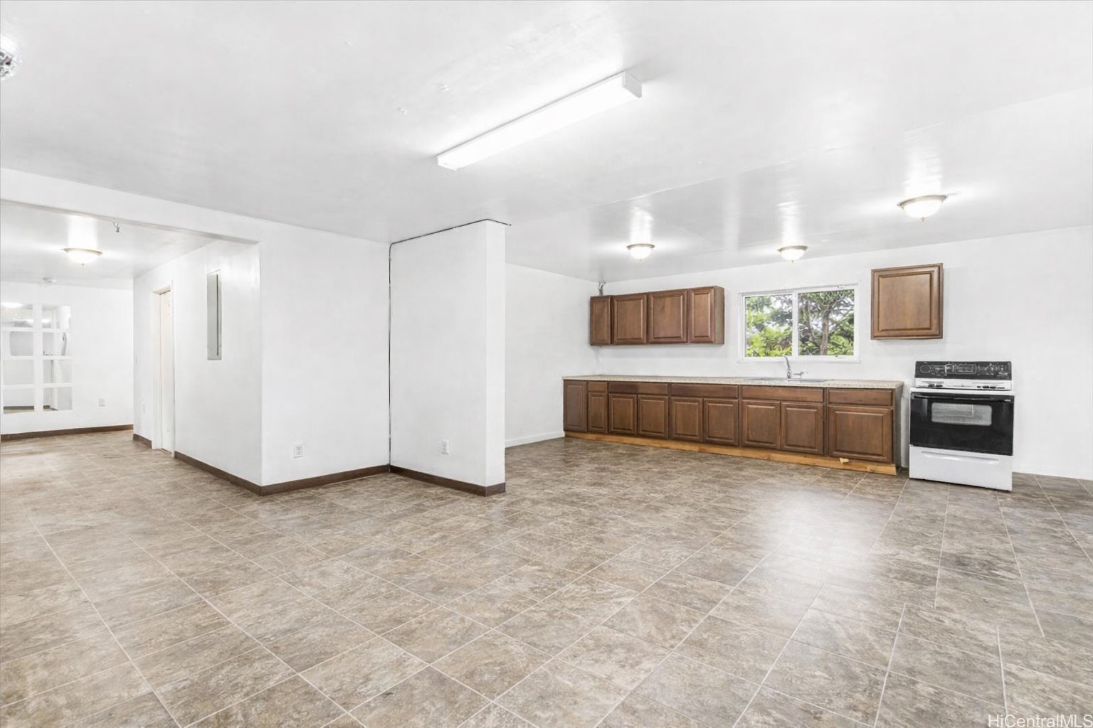 84-921 Lahaina Street A