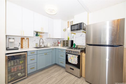 Photo of 454 Namahana Street #503, Honolulu, HI 96815 (MLS # 202608285)