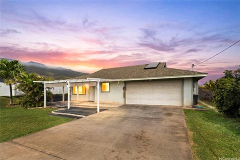 Photo of 39 Hoola Hou Street, Wailuku, HI 96793 (MLS # 202605124)