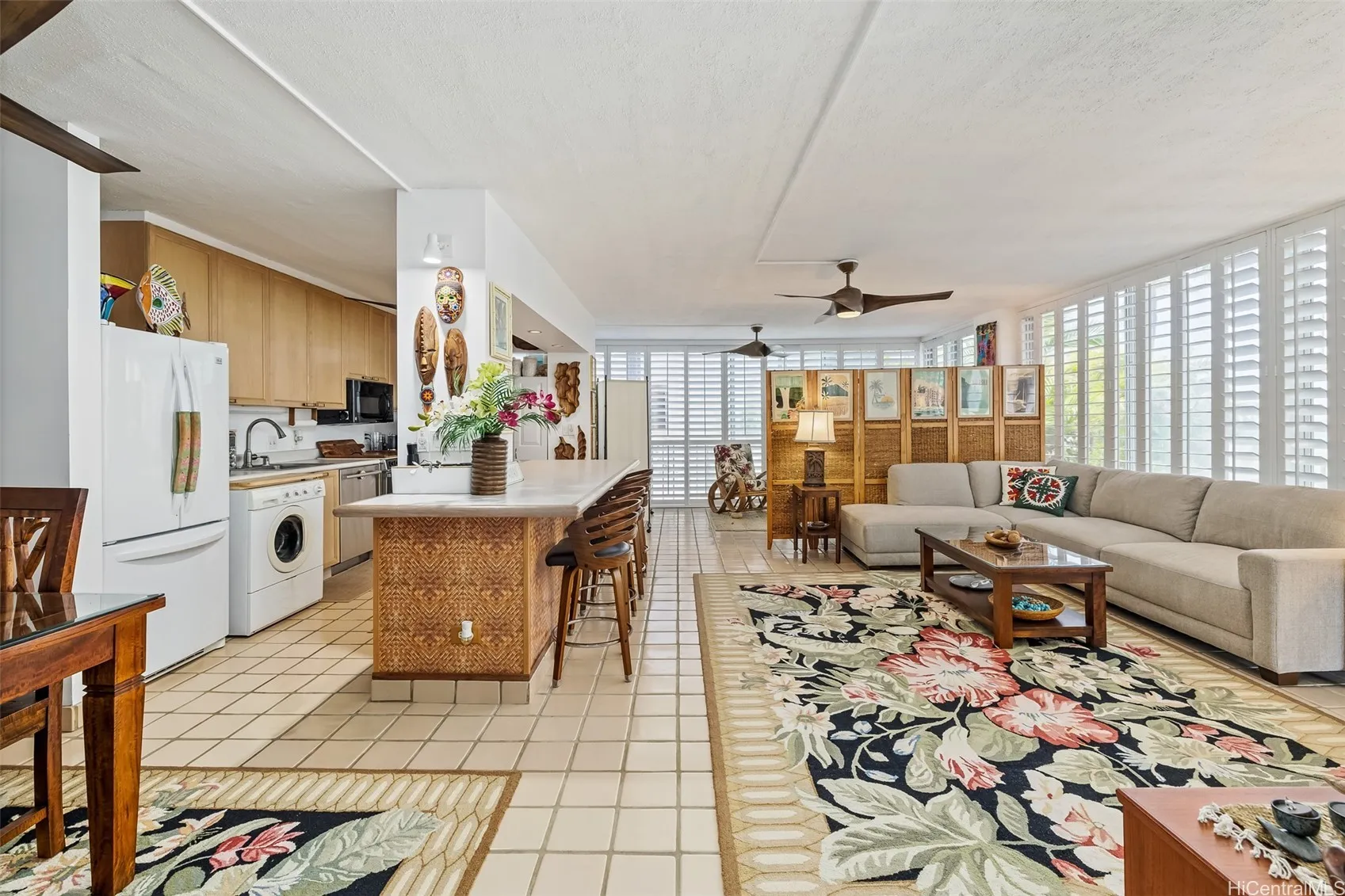 Honolulu, Hawaii 96815, United States, 1 Bedroom Bedrooms, ,2 BathroomsBathrooms,Residential,Active,167408