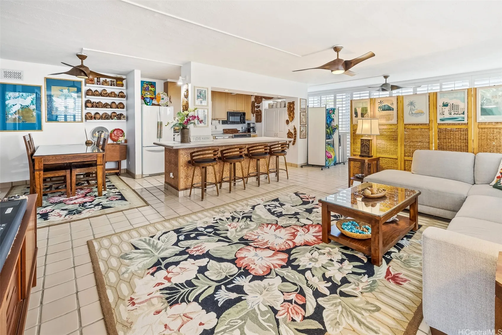 Honolulu, Hawaii 96815, United States, 1 Bedroom Bedrooms, ,2 BathroomsBathrooms,Residential,Active,167408