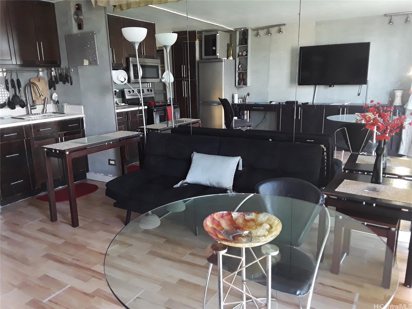 2211 Ala Wai Boulevard 2504