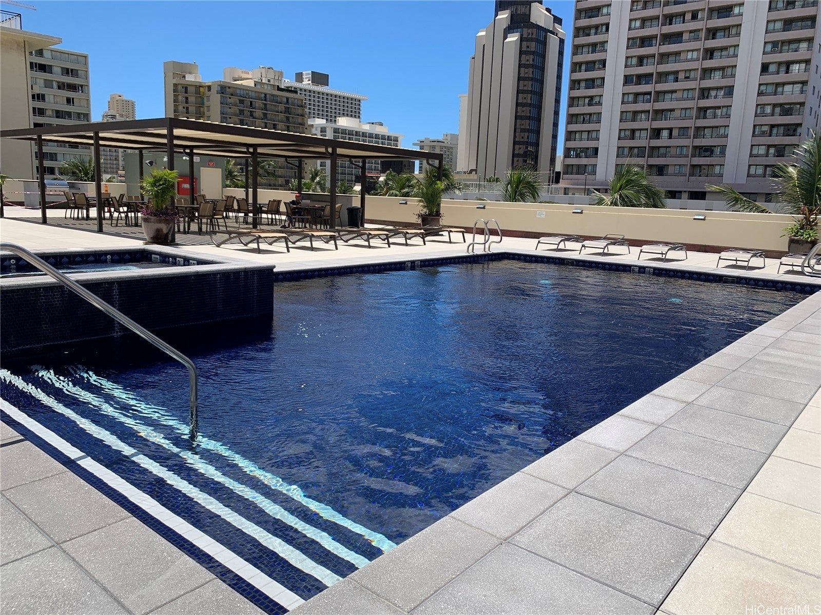 2211 Ala Wai Boulevard 2504