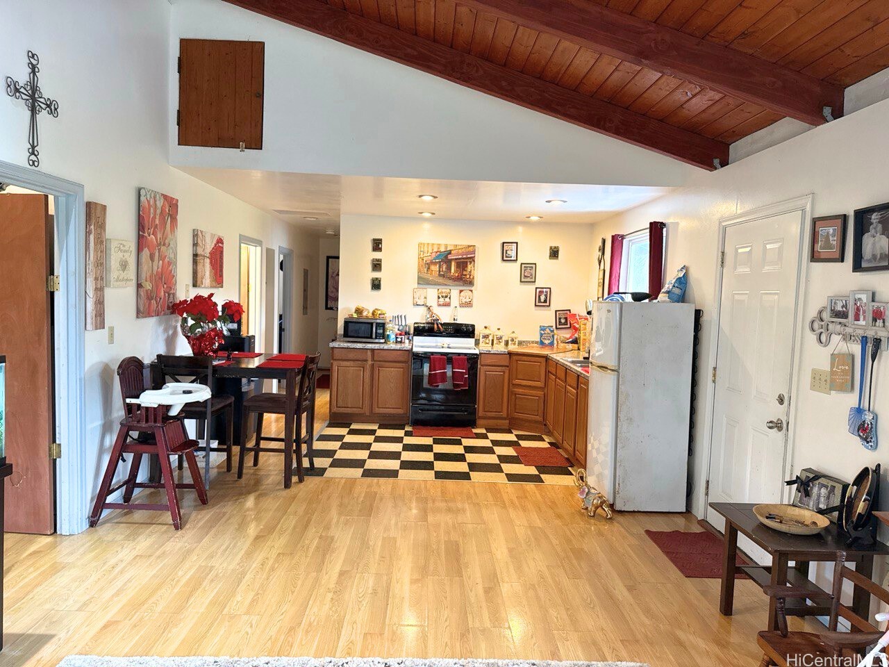 13-1368 Launahele Road