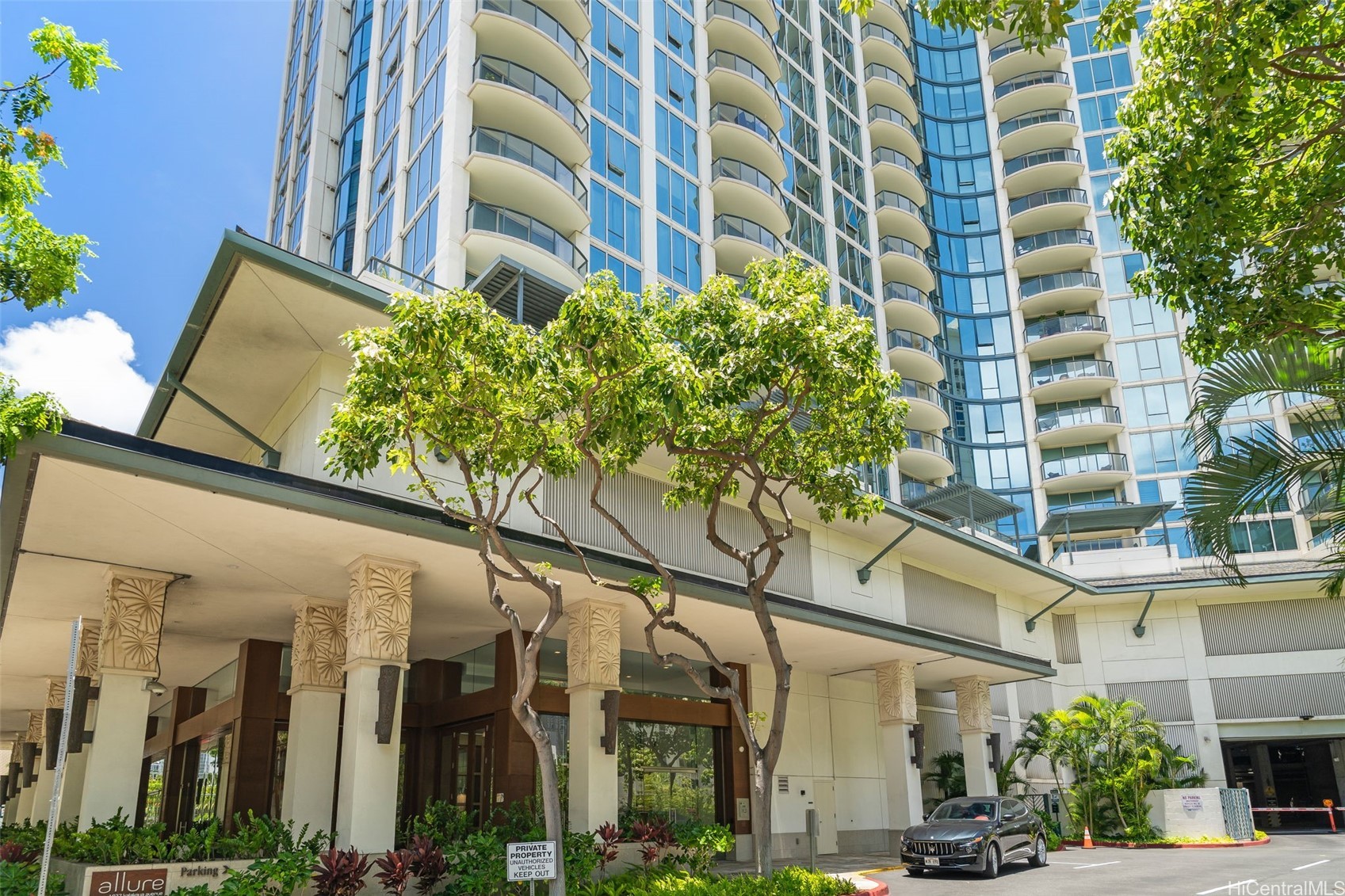 Allure Waikiki Condominium