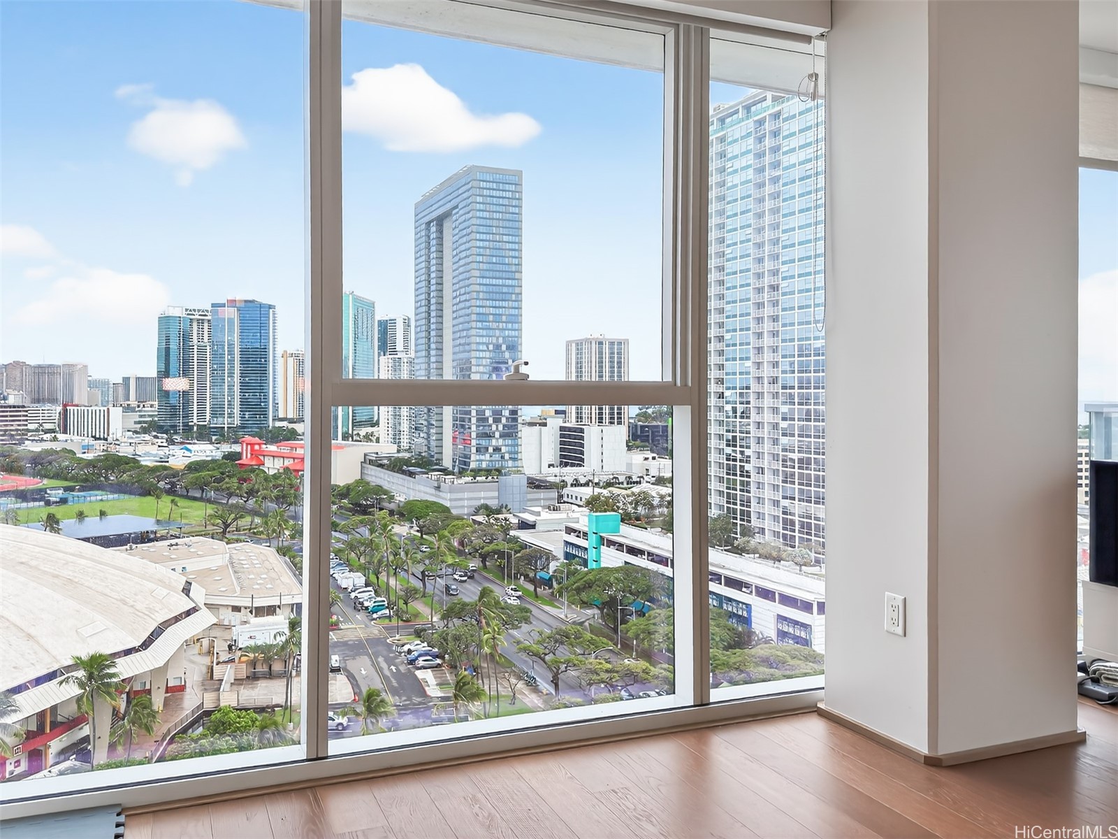 888 Kapiolani Boulevard 1705