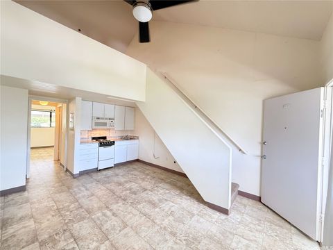 Photo of 2860 Waialae Avenue #4, Honolulu, HI 96826 (MLS # 202523954)