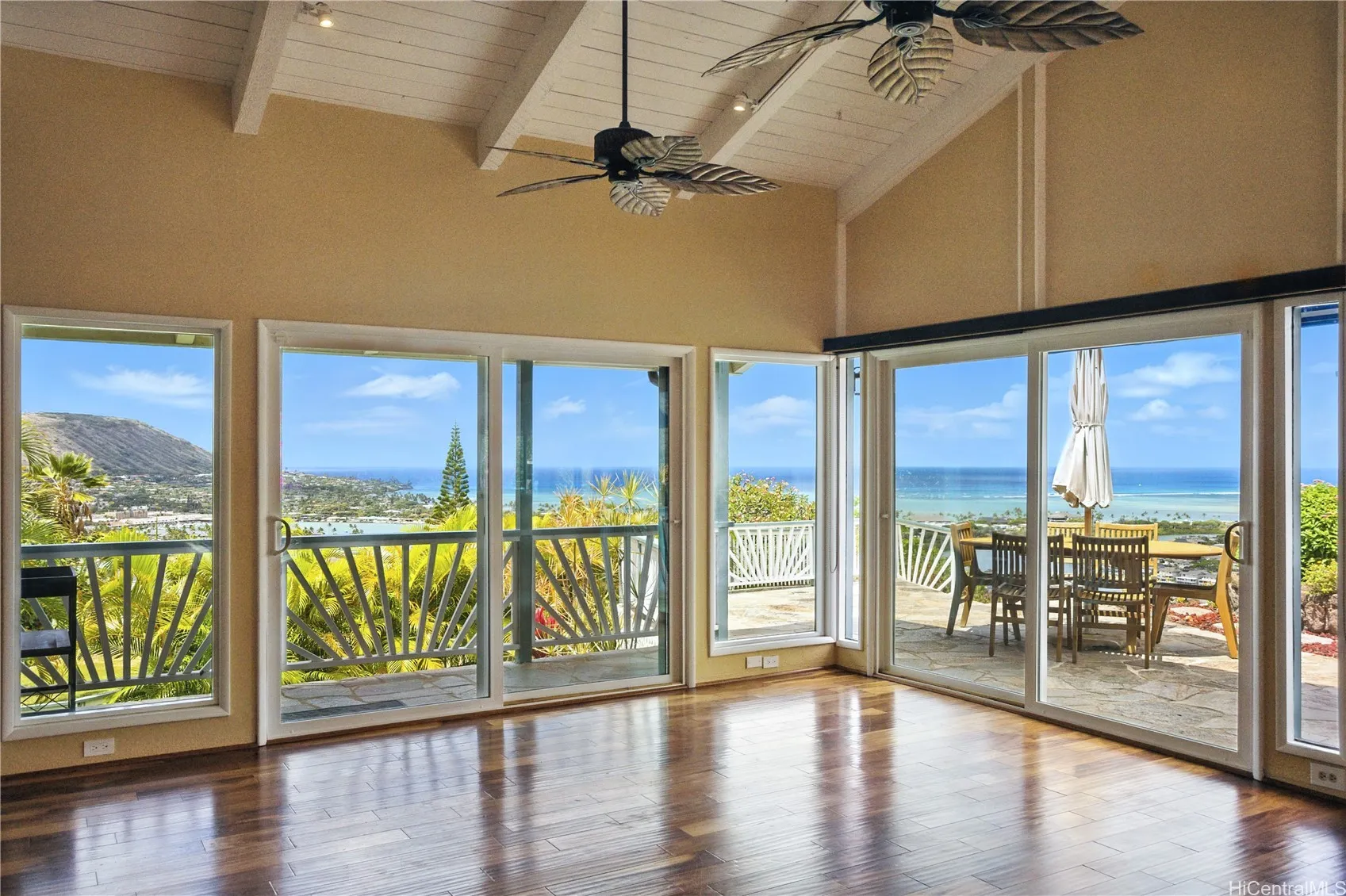 Honolulu, Hawaii 96825, United States, 3 Bedrooms Bedrooms, ,2 BathroomsBathrooms,Residential,Active,158007