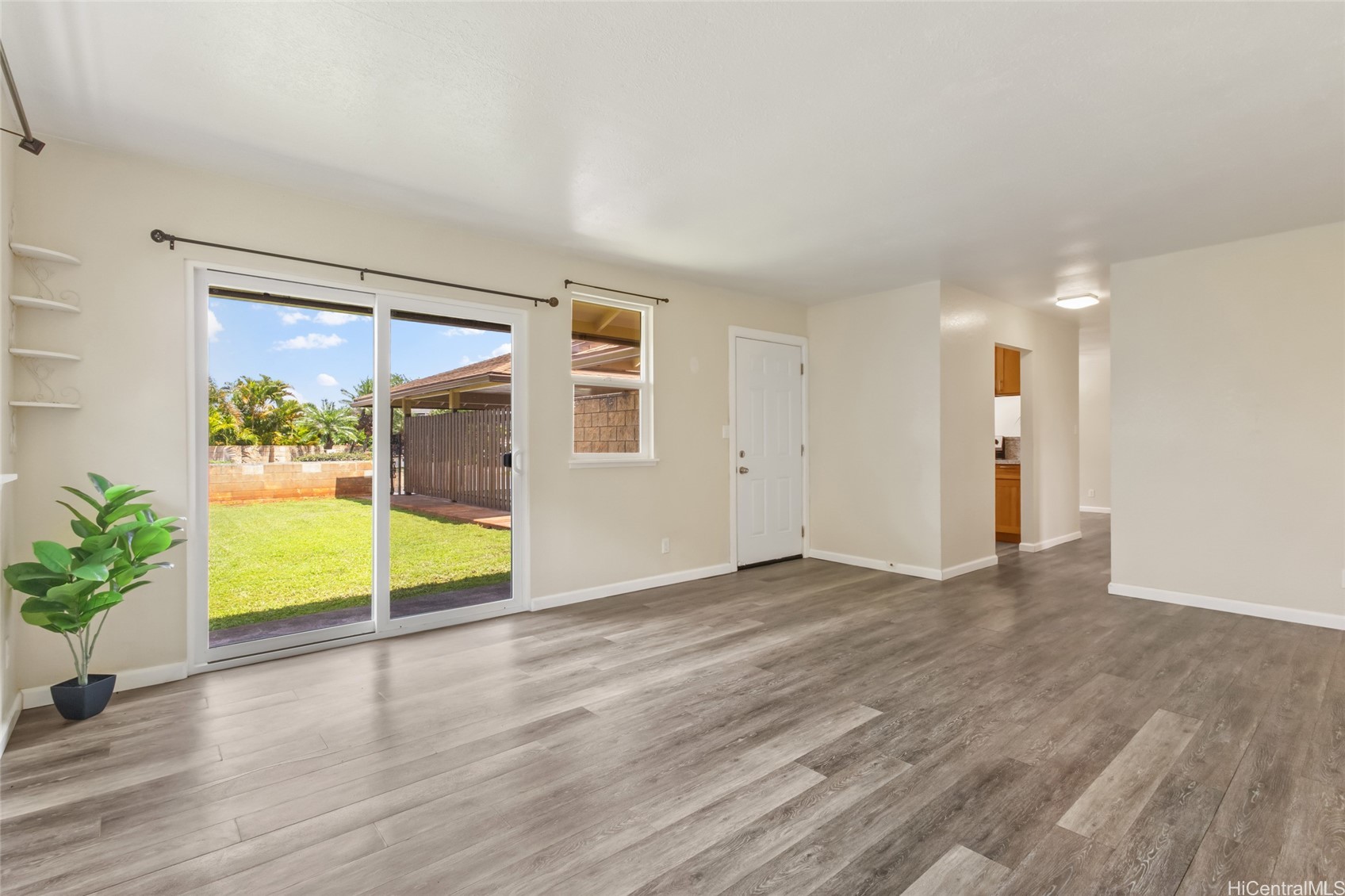 94-493 Kealakaa Street