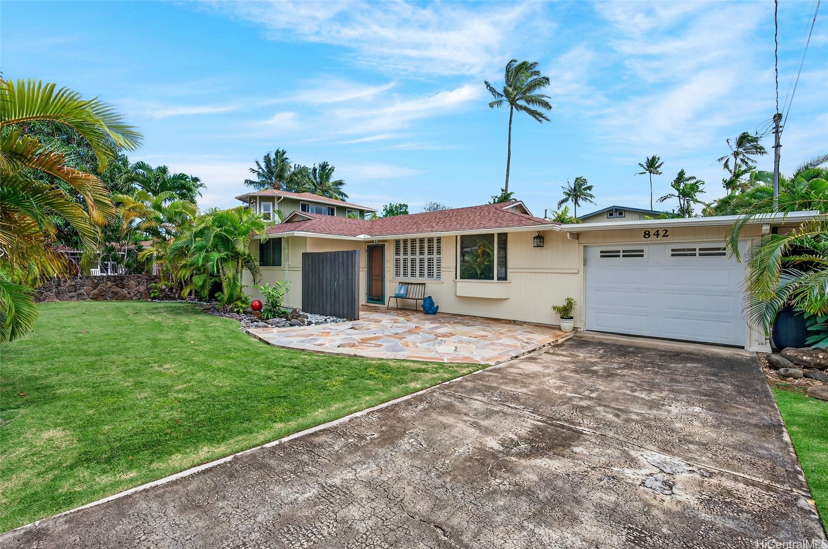 842 Kainui Drive