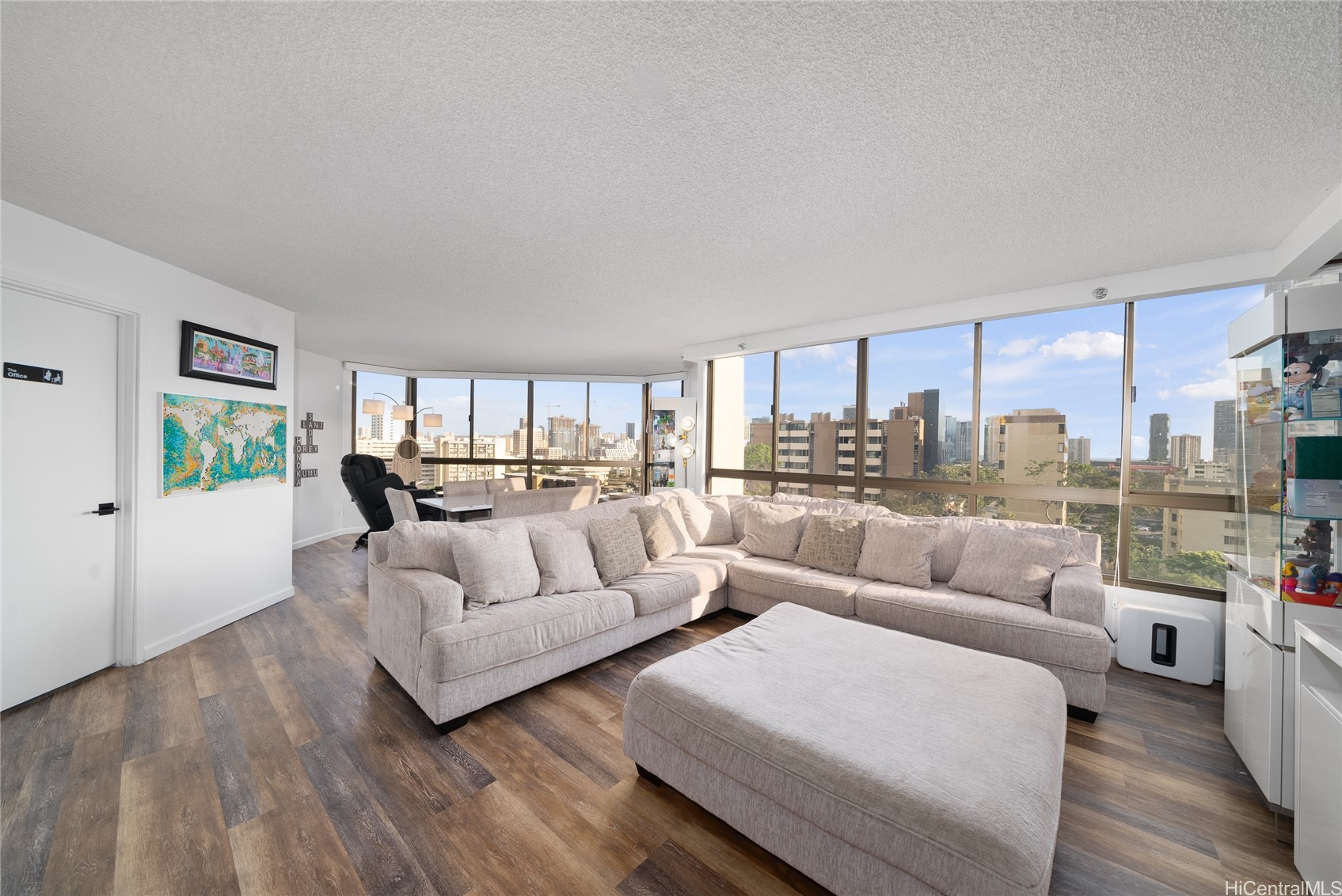 1040 Lunalilo Street 702