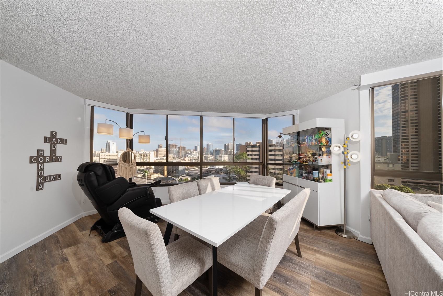 1040 Lunalilo Street 702