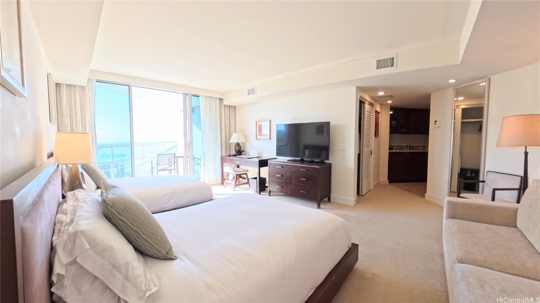 223 Saratoga Road 2208