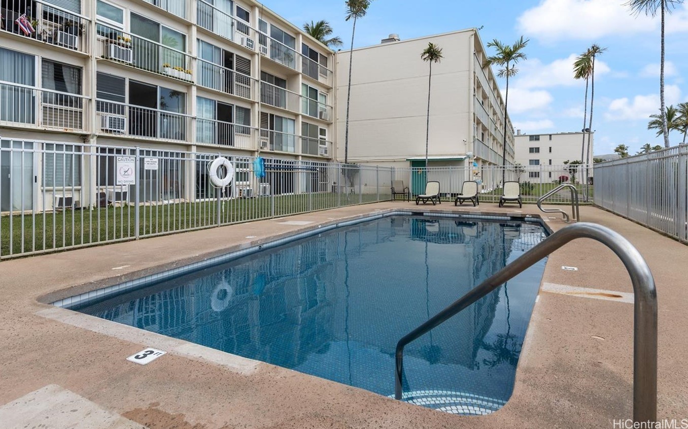 85-175 Farrington Highway C241