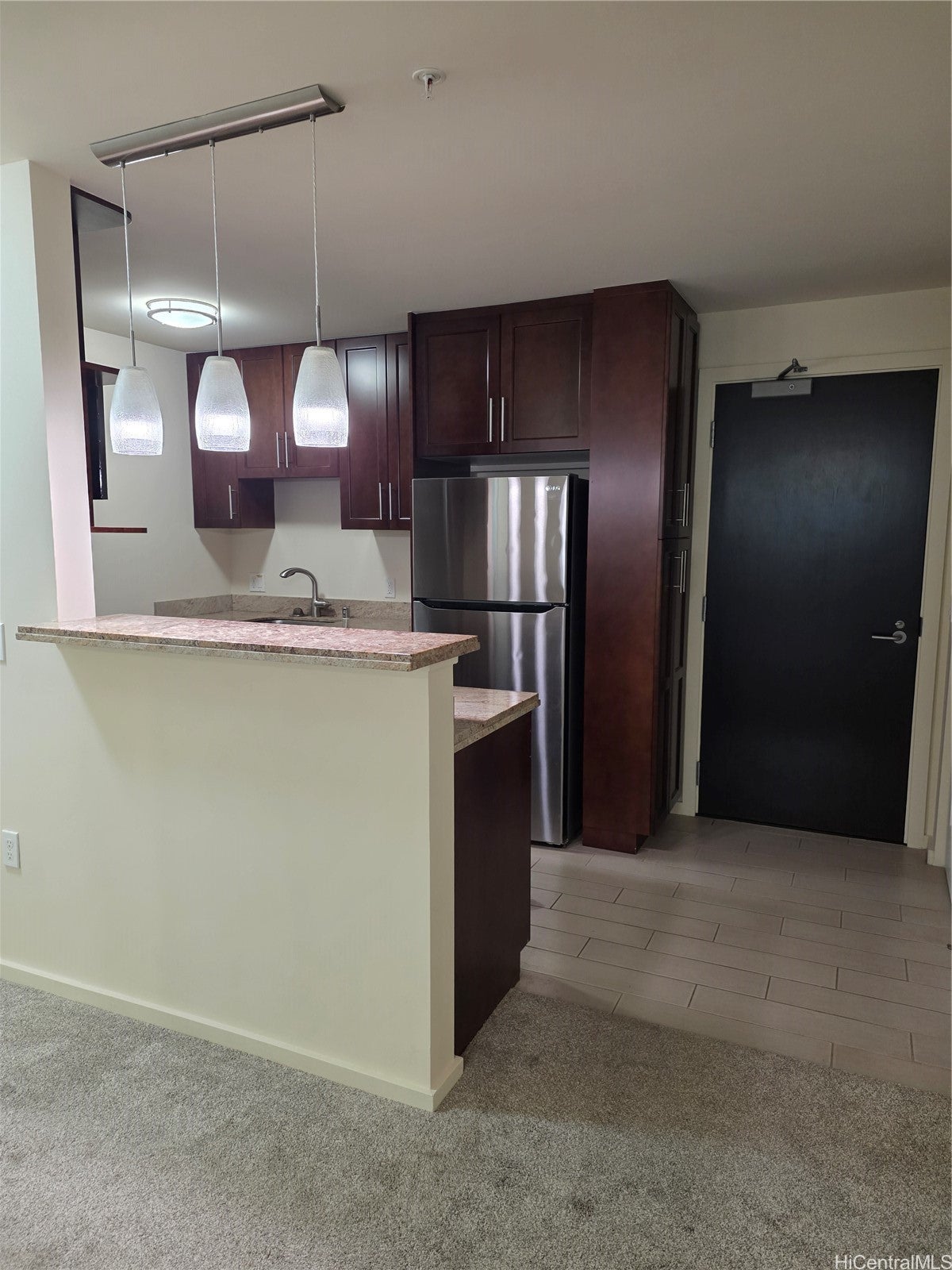 1810 Kaioo Drive B307