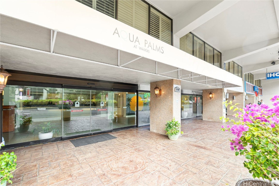 Palms At Waikiki Condominium