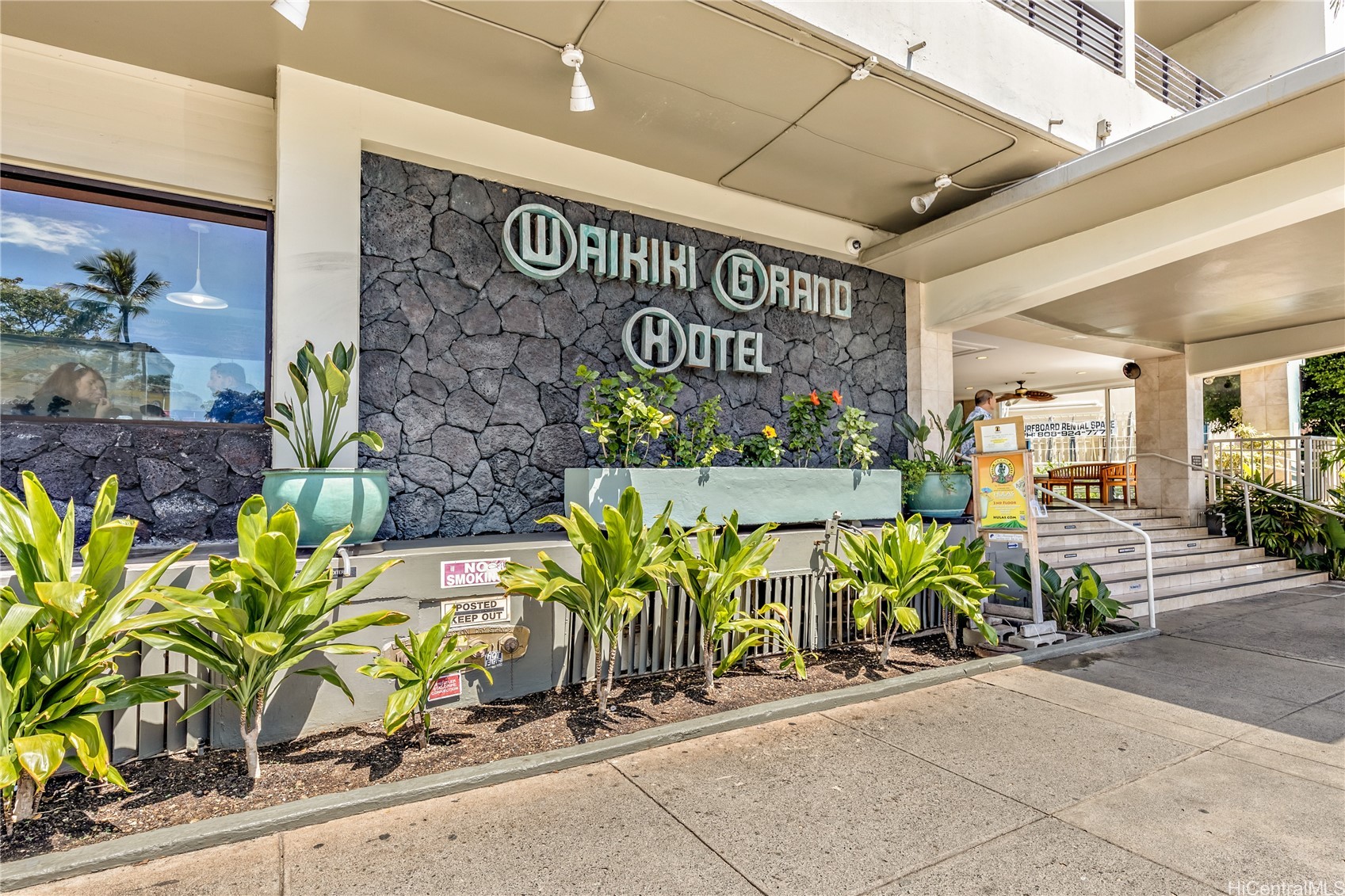 134 Kapahulu Avenue 303