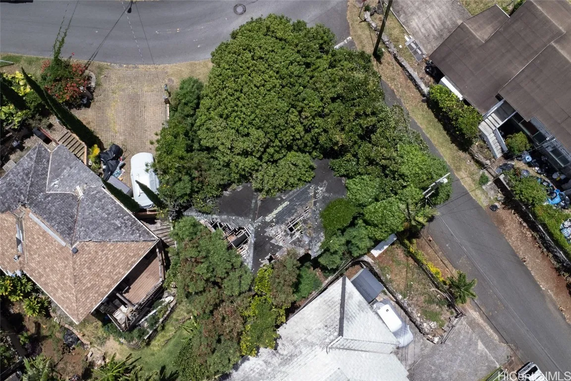 Honolulu, Hawaii 96819, United States, 2 Bedrooms Bedrooms, ,1 BathroomBathrooms,Residential,Active,95194