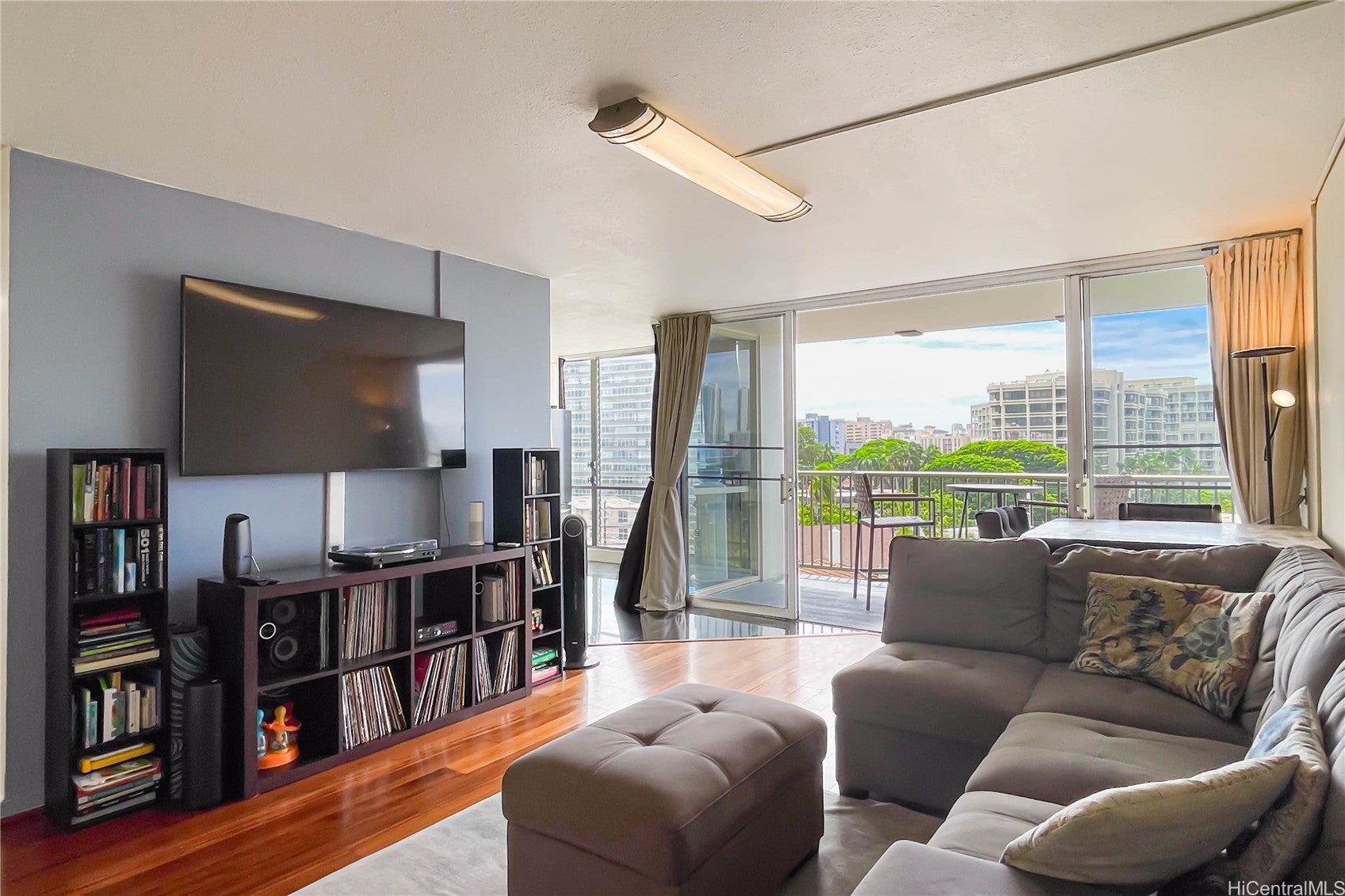 1634 Makiki Street 601