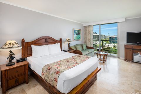 2045 Kalakaua Avenue 1514 Honolulu HI 96815