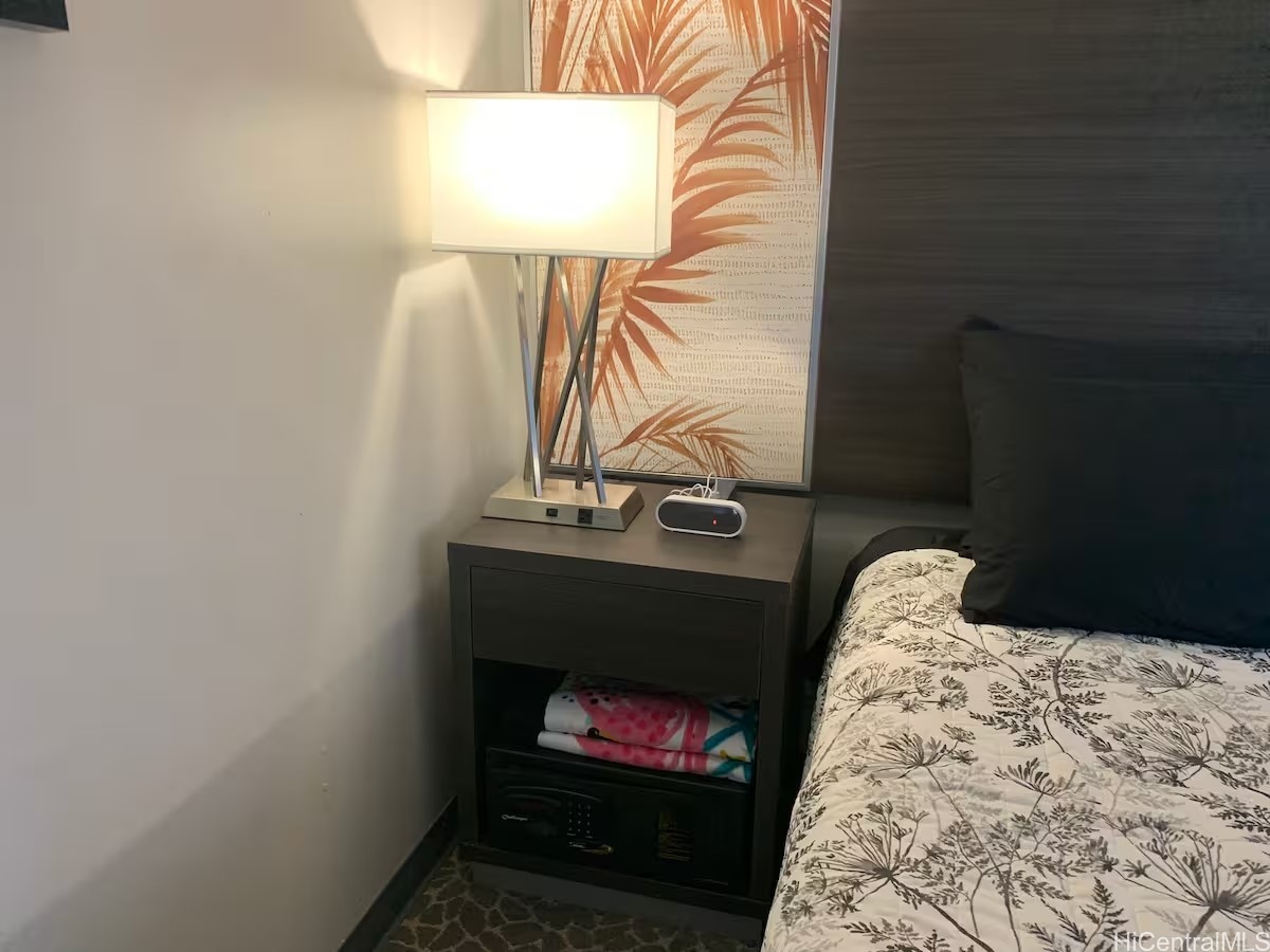 1850 Ala Moana Boulevard 222