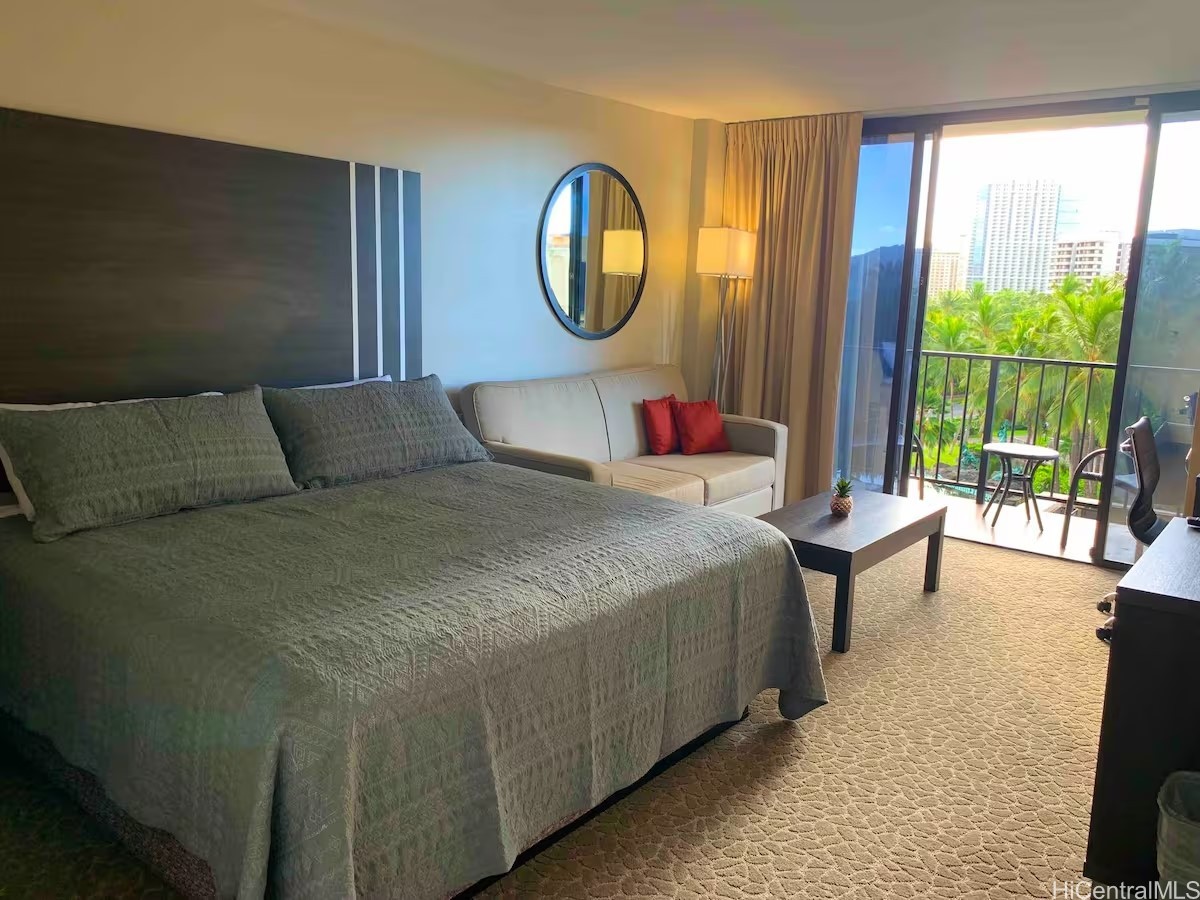 1850 Ala Moana Boulevard 222