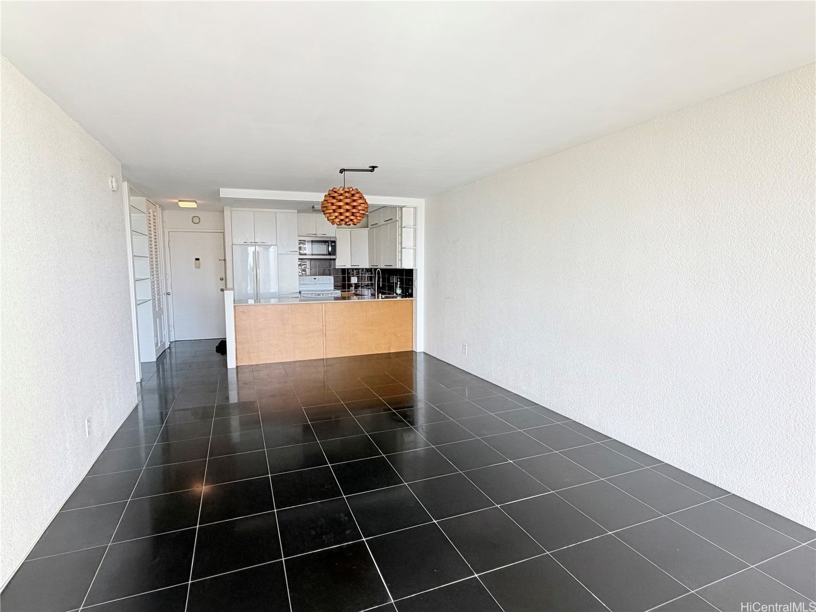 400 Hobron Lane 3311