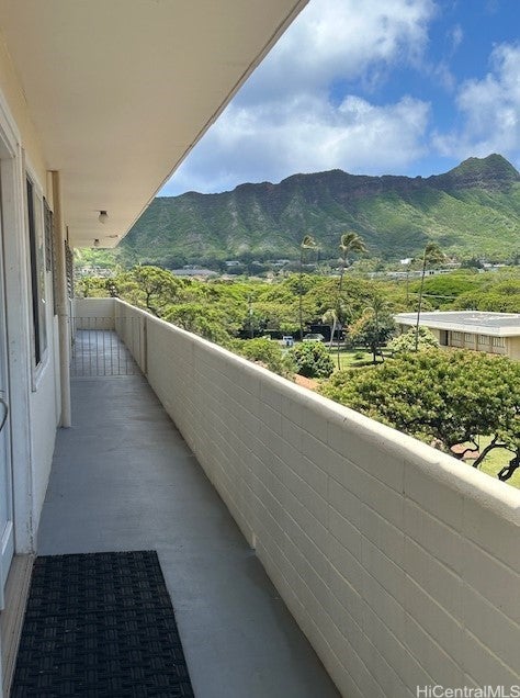 320 Ainakea Way 712