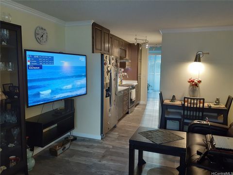 425 Ena Road 407B Honolulu HI 96815