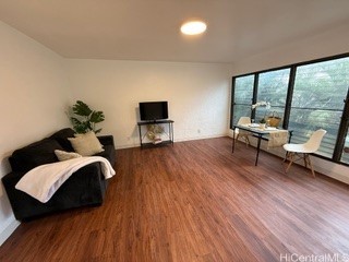 87-130 Helelua Street E102
