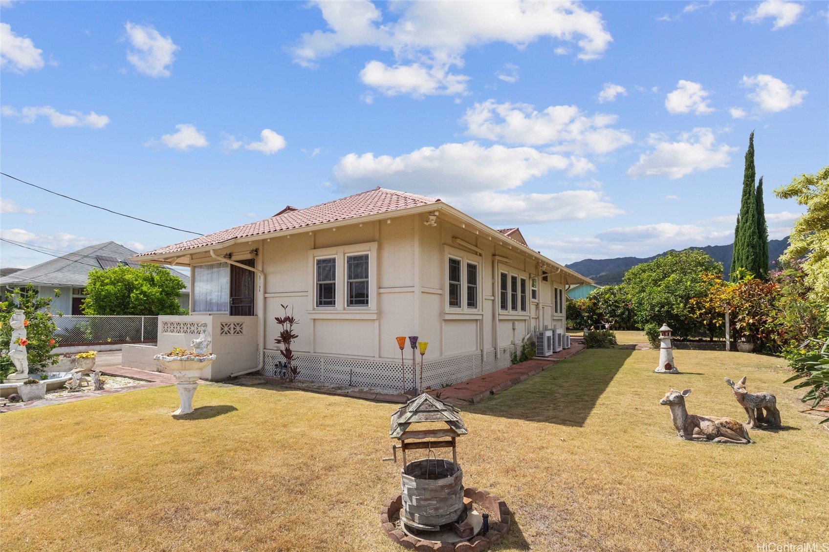 67-186 Kanoena Street