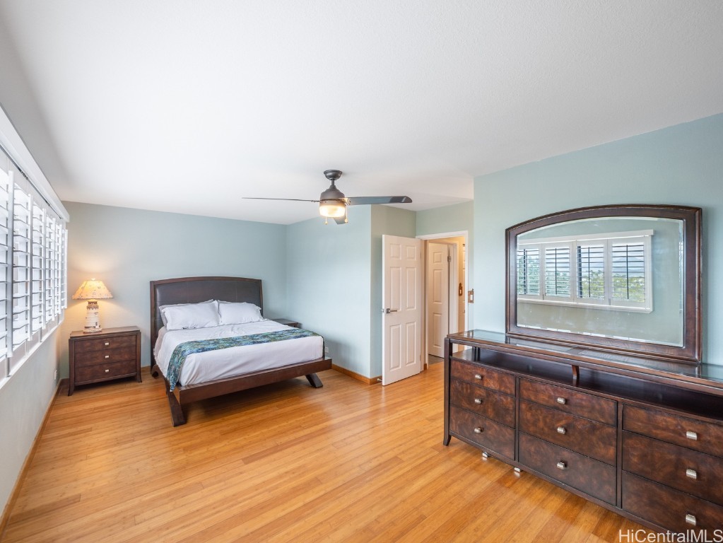 Kaneohe, Hawaii 96744, United States, 3 Bedrooms Bedrooms, ,2 BathroomsBathrooms,Residential,Pending,21997