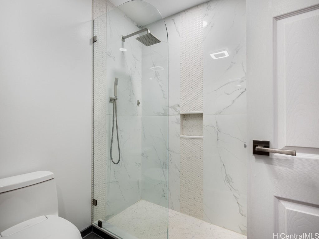 Kaneohe, Hawaii 96744, United States, 3 Bedrooms Bedrooms, ,2 BathroomsBathrooms,Residential,Pending,21997