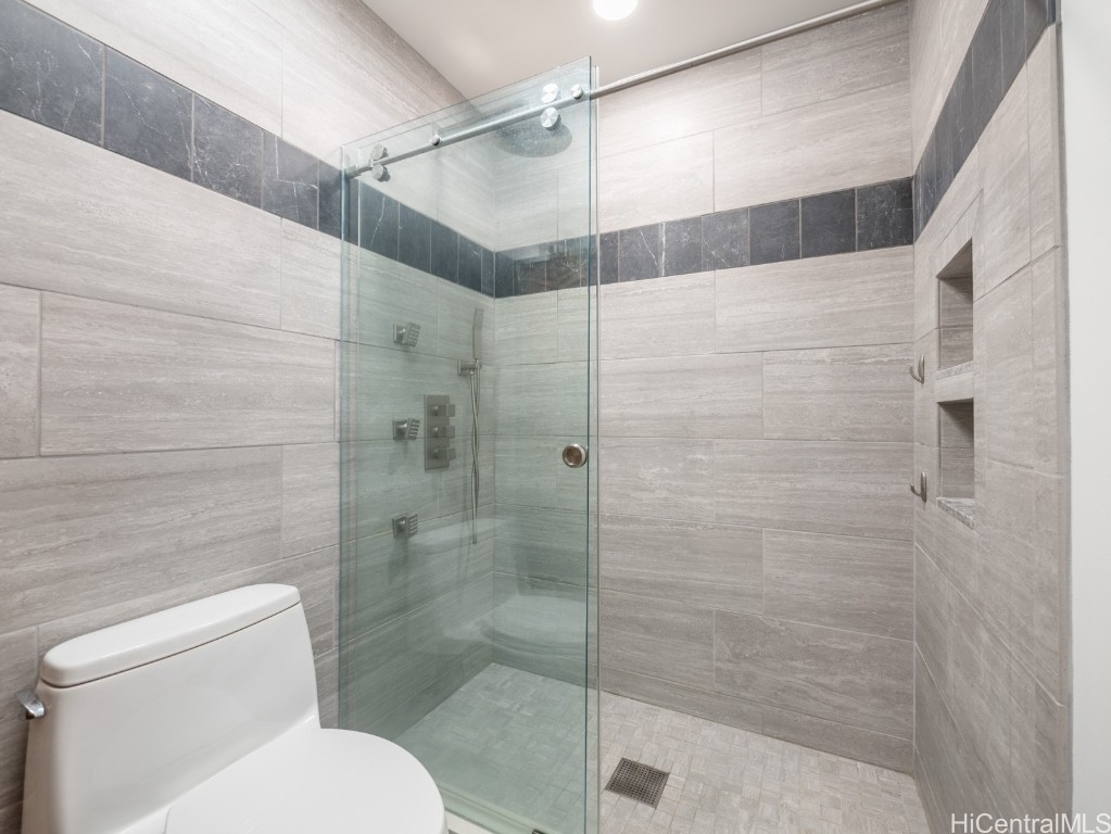 Kaneohe, Hawaii 96744, United States, 3 Bedrooms Bedrooms, ,2 BathroomsBathrooms,Residential,Pending,21997