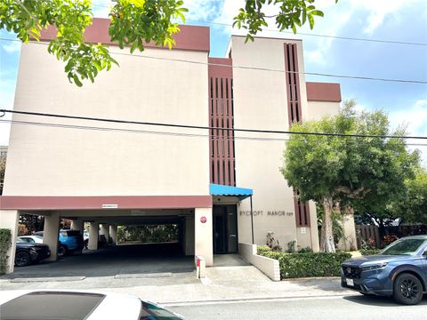 Photo of 1129 Rycroft Street #406, Honolulu, HI 96814 (MLS # 202609464)