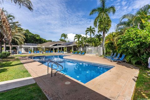 Photo of 468 Mananai Place #11W, Honolulu, HI 96818 (MLS # 202601143)