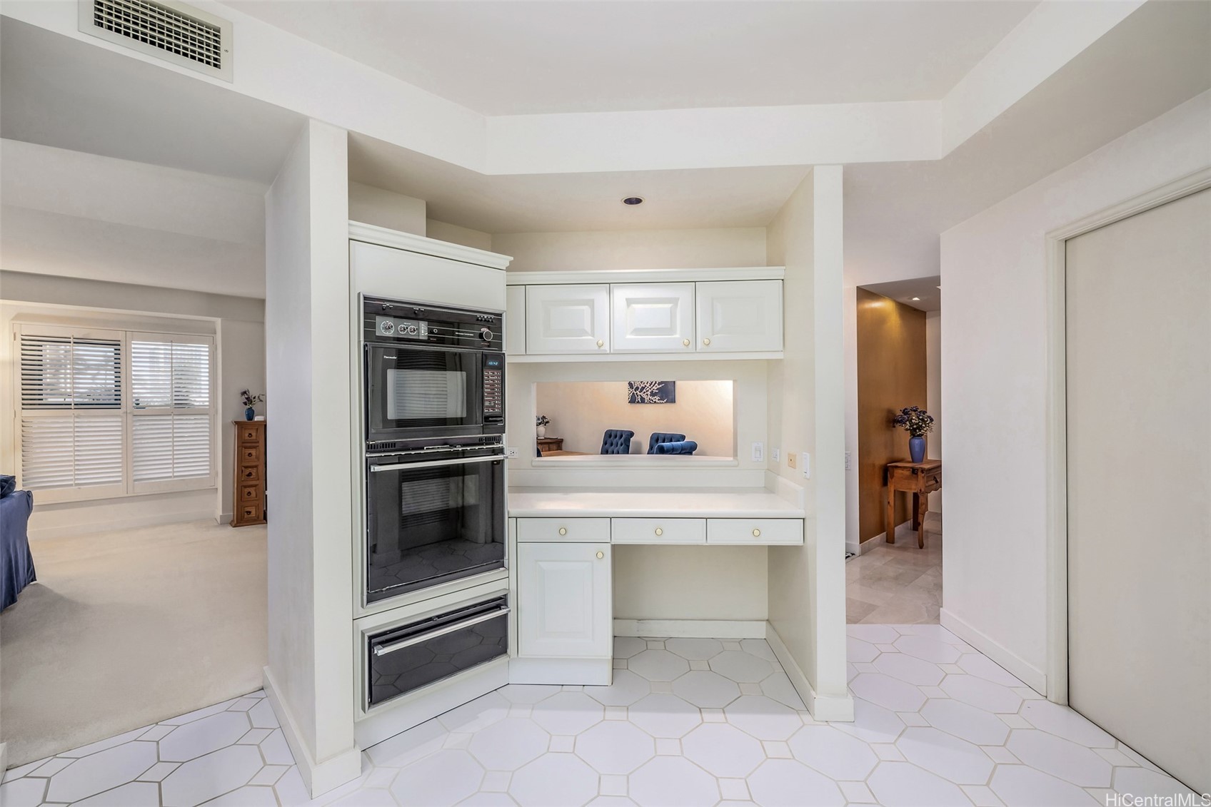 1080 S Beretania Street 303