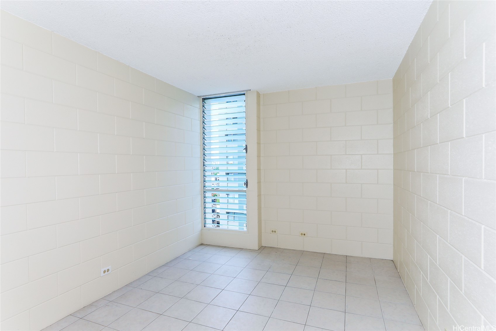 2714 Kahoaloha Lane 805