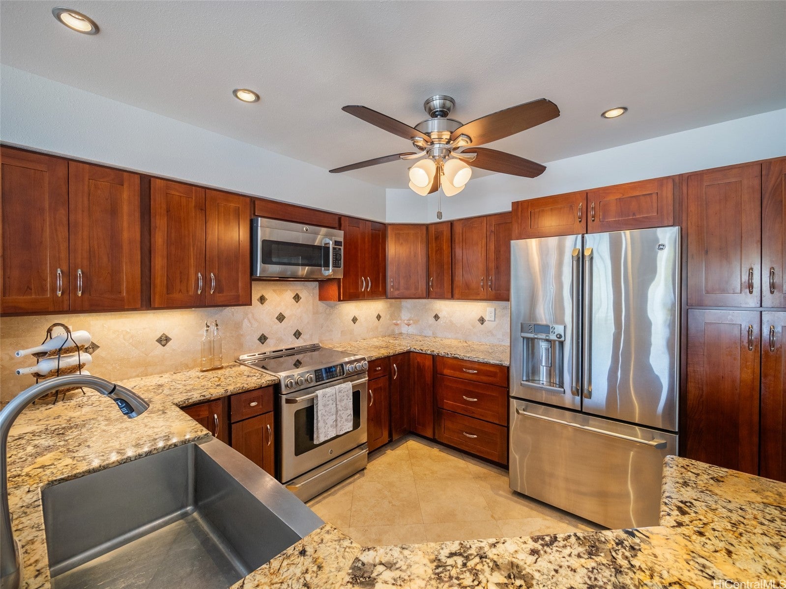 7007 Hawaii Kai Drive C23