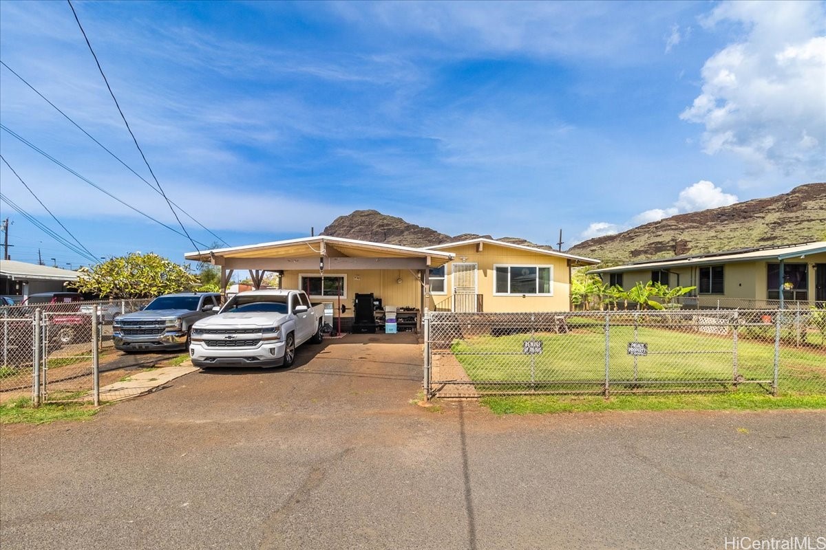 87-1698 Farrington Highway L