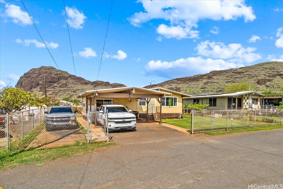 87-1698 Farrington Highway L