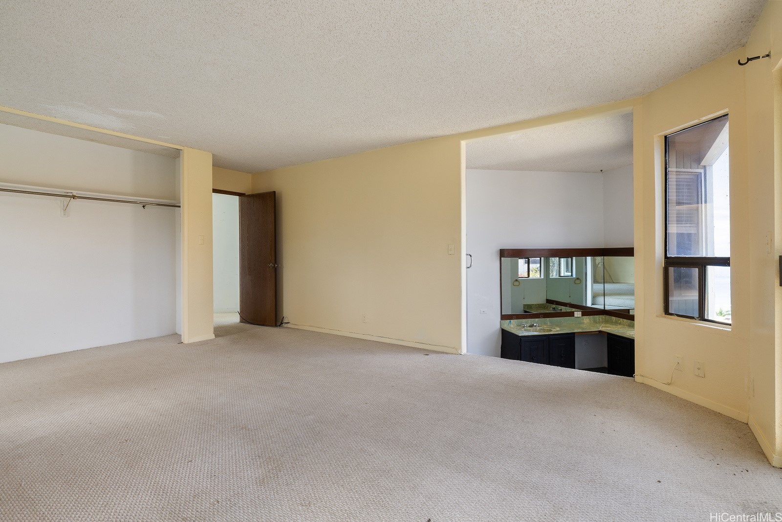 1918 Hawane Place