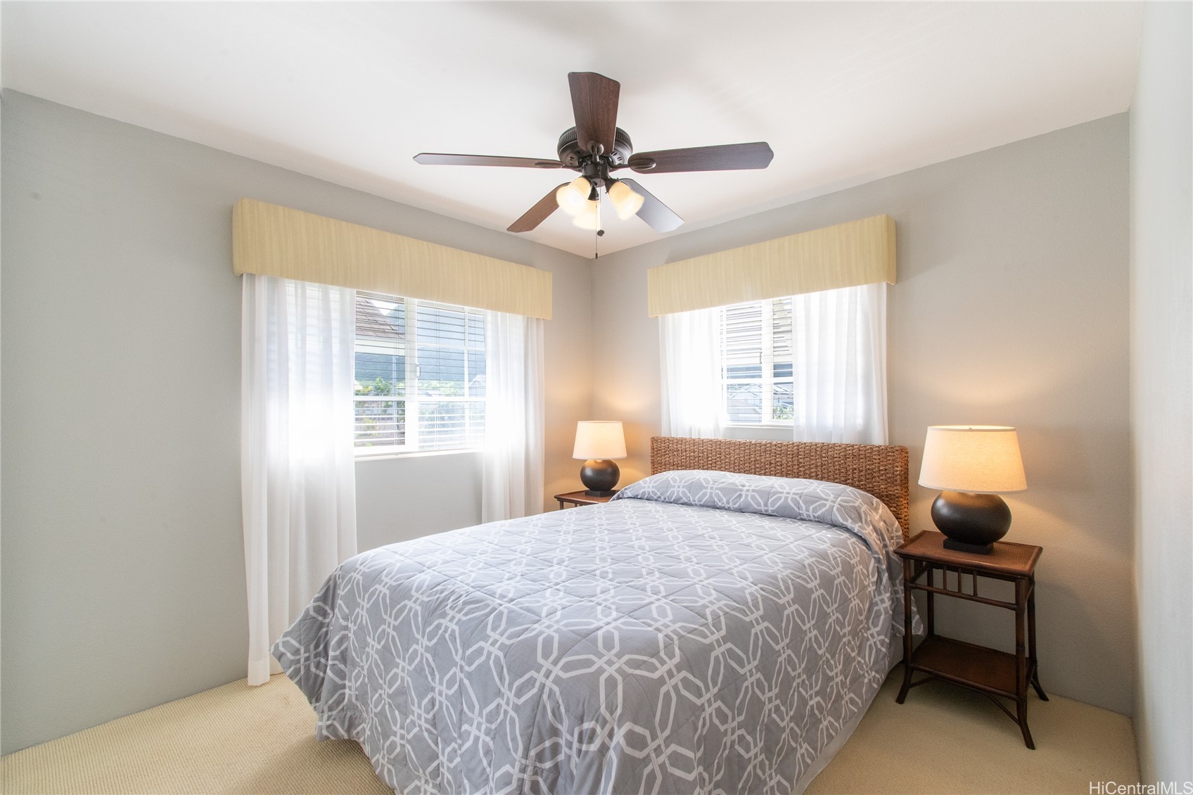 87-1008 Kahiwelola Street