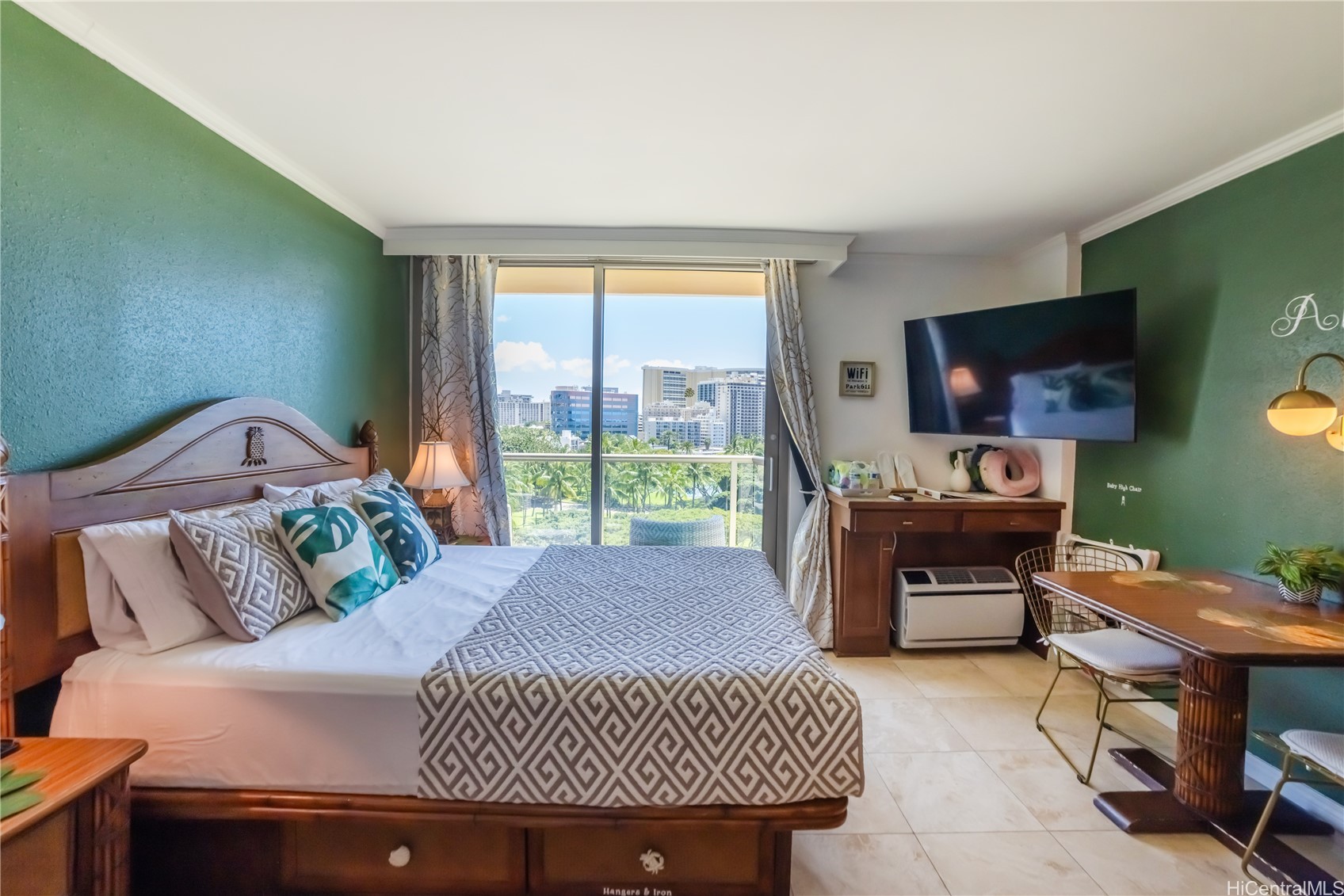 2045 Kalakaua Avenue 611