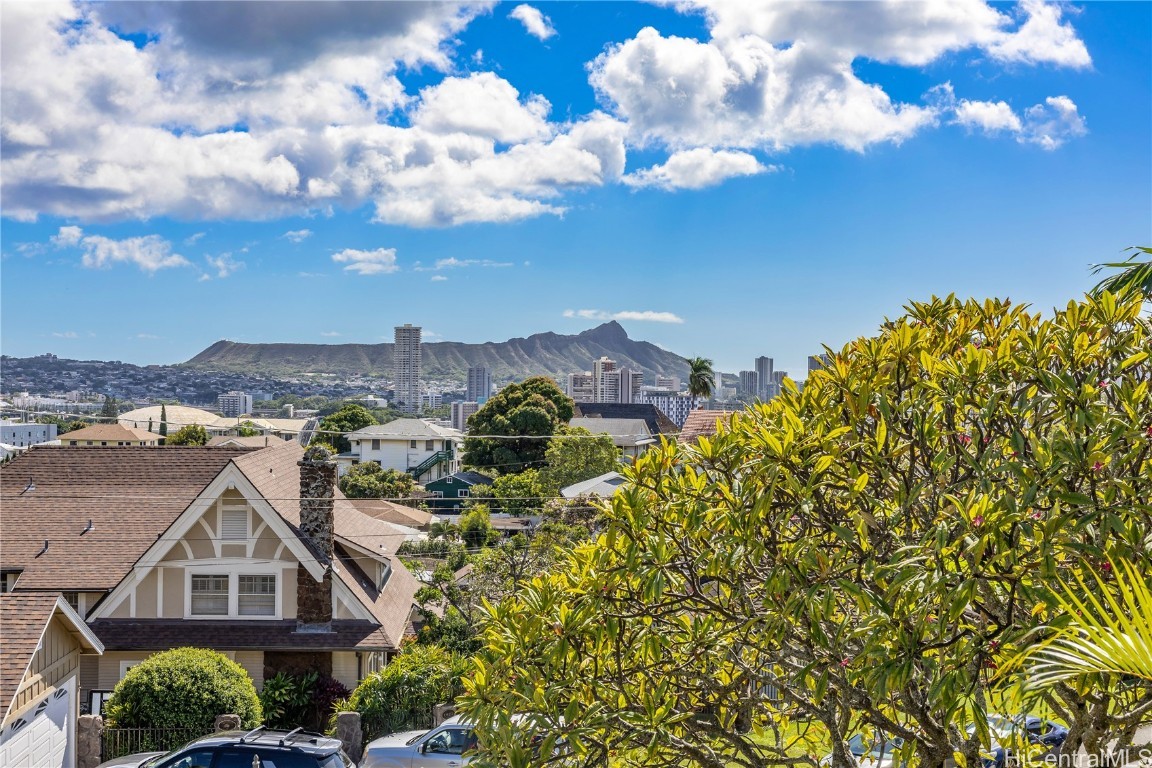 Honolulu Home Residence