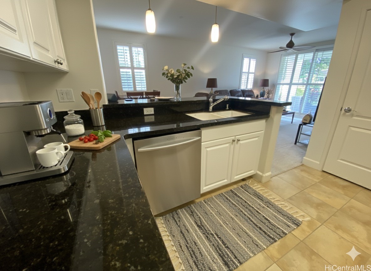 92-1037 Koio Drive M1-1