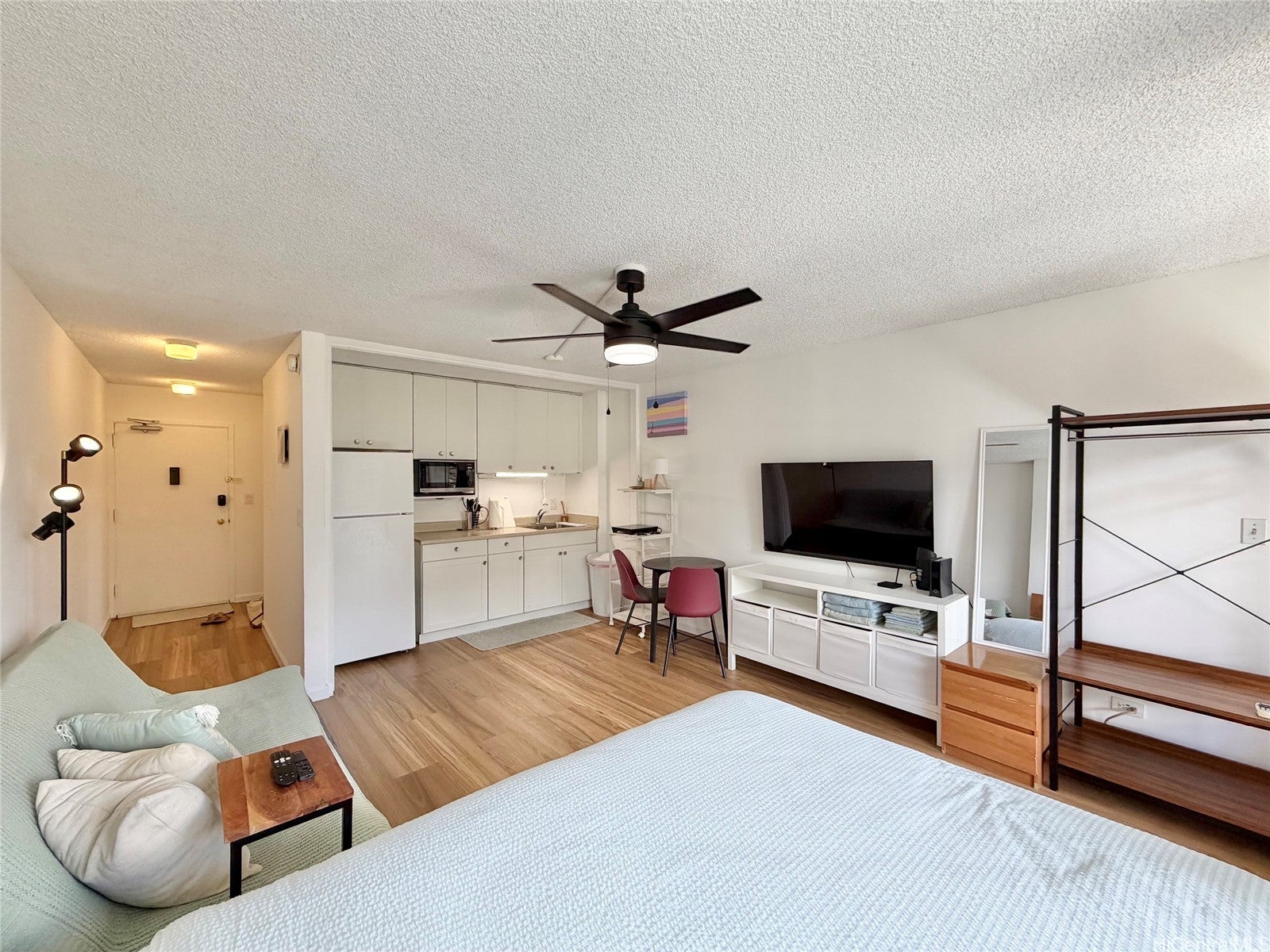 2345 Ala Wai Boulevard 1003