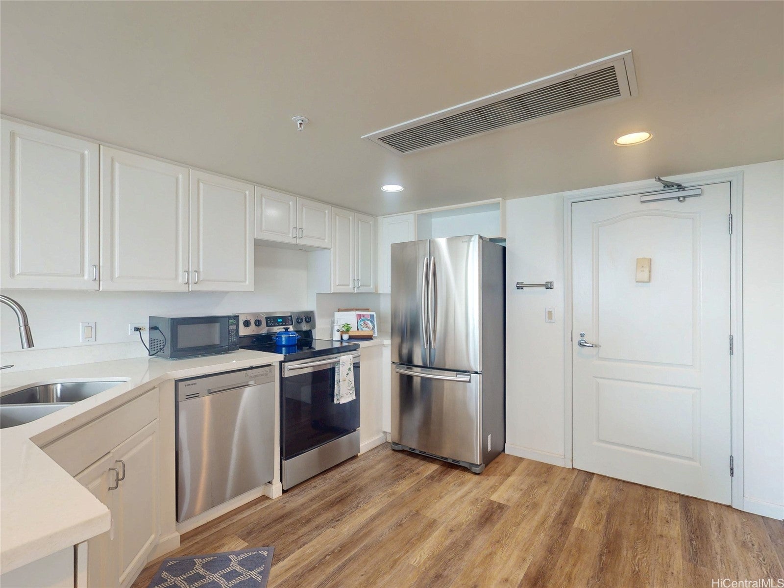 1314 Kalakaua Avenue 803