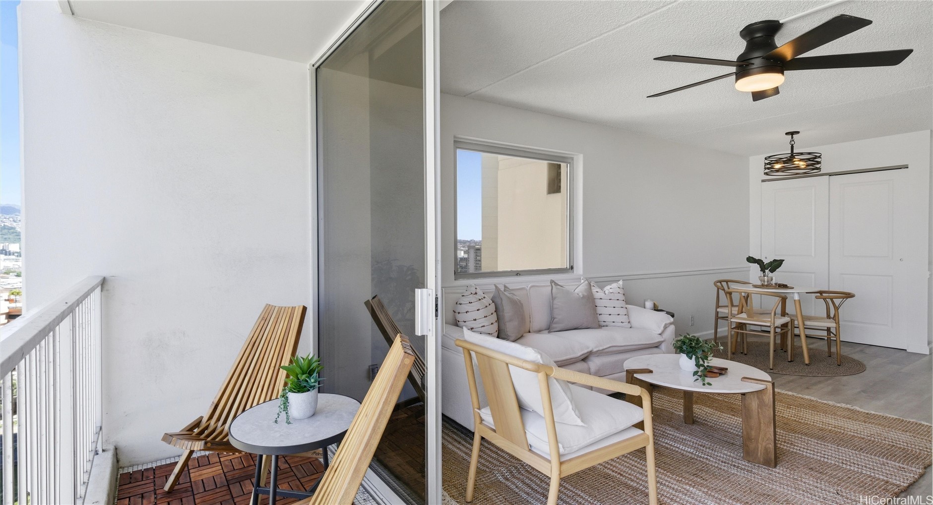 400 Hobron Lane 2014